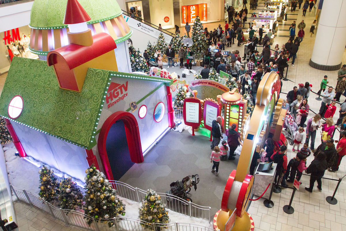 You're Invited to Visit Santa HQ at Vintage Faire Mall
