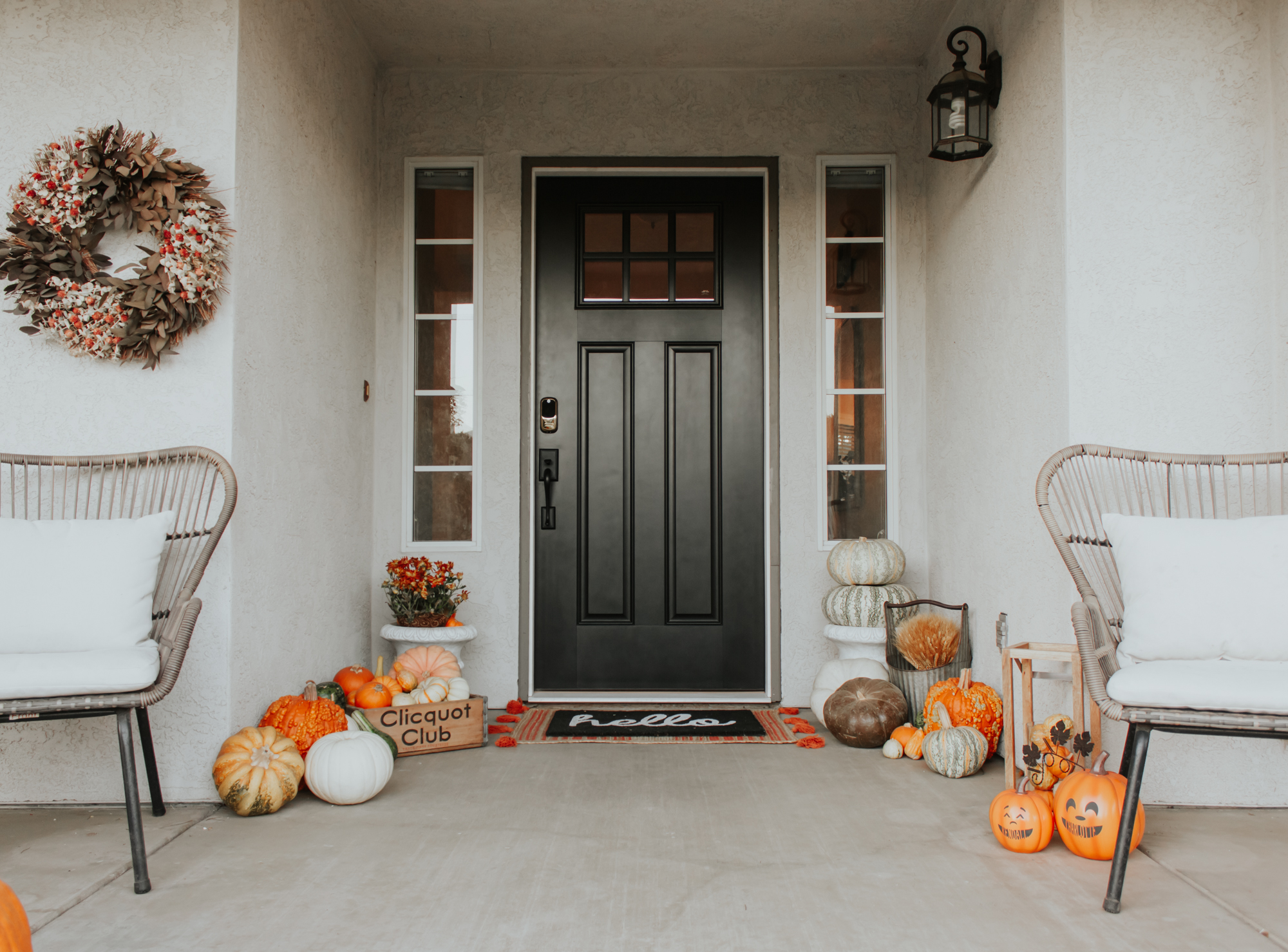 Halloween and Fall Front Porch Ideas