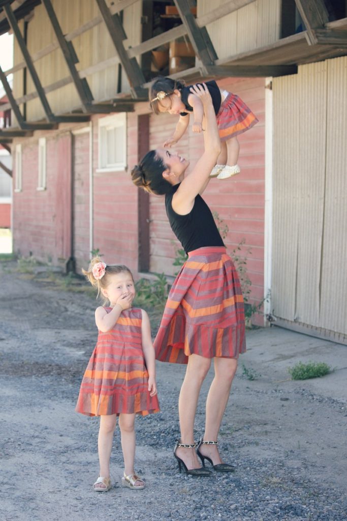 Mother-Daughter Photos - Coordinating outfit ideas!