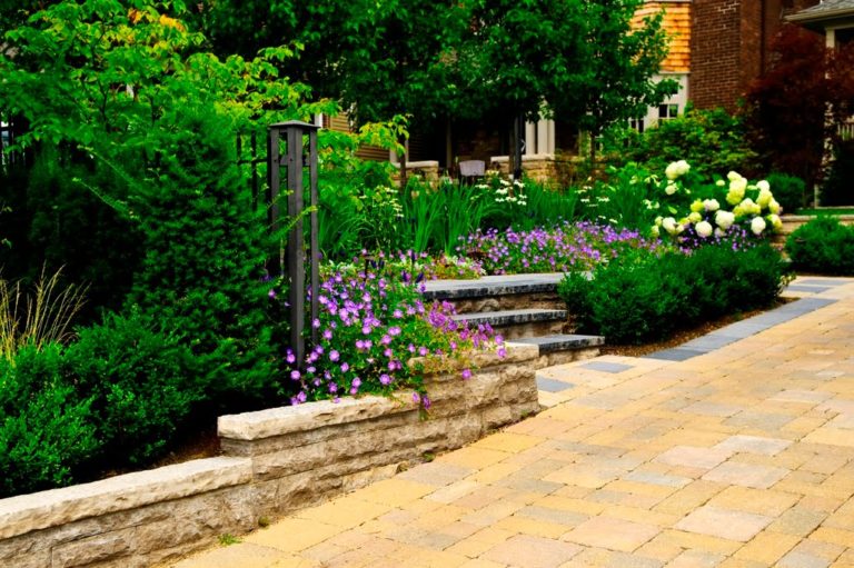 4 Reasons to Install a Block Paved Driveway