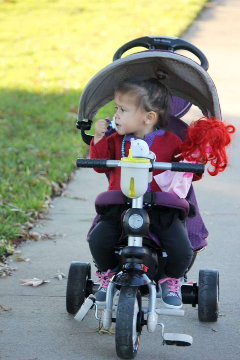 Holiday Gift Idea: smarTrike Dazzle 5-in-1 Trike for Ages 10 mo – 3 yr
