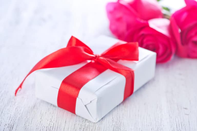 How to Master the Art of Giving the Greatest Gifts