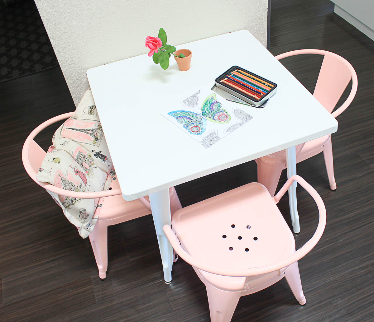 Kids Metal Table and Chairs