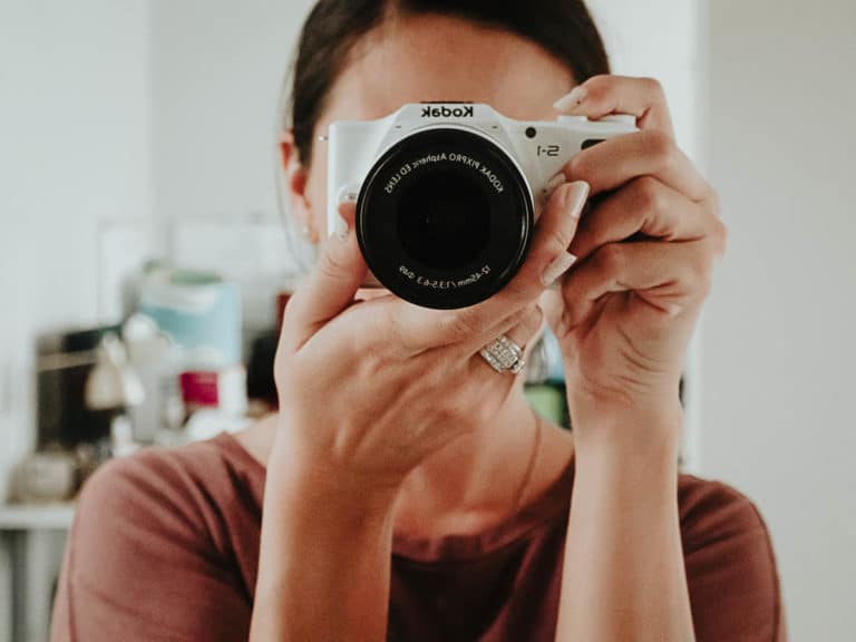 7 Top Posing Tips for Looking Your Best in Photos