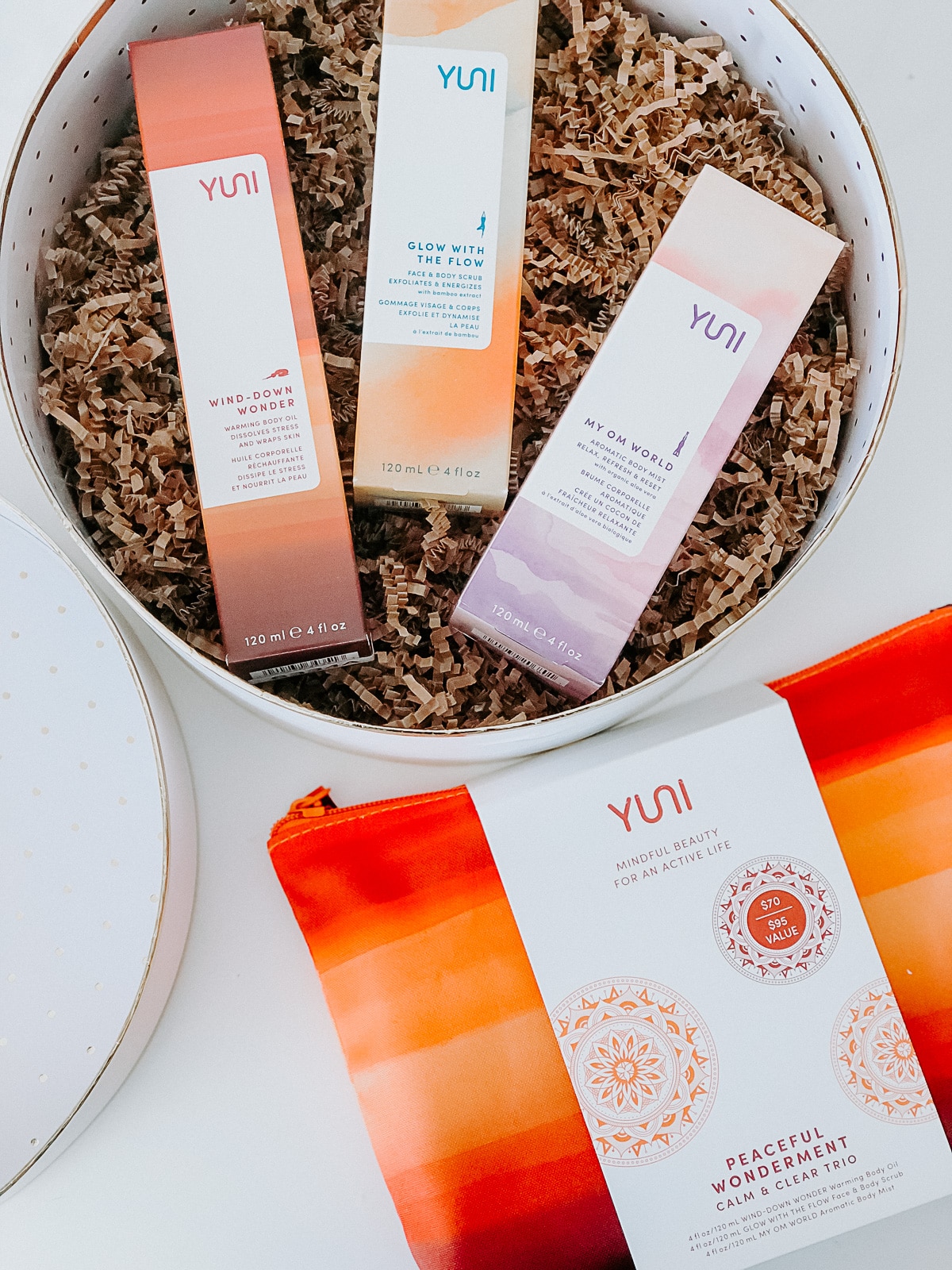 YUNI Beauty Gift Set