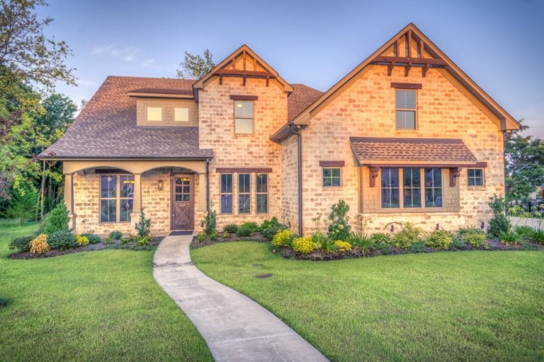 3 Ways to Give Your House a Facelift