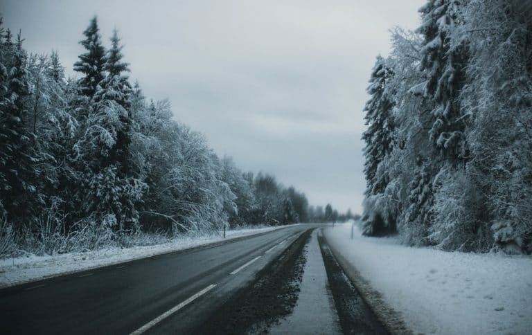 5 Winter Weather Driving Tips for Safer Travels