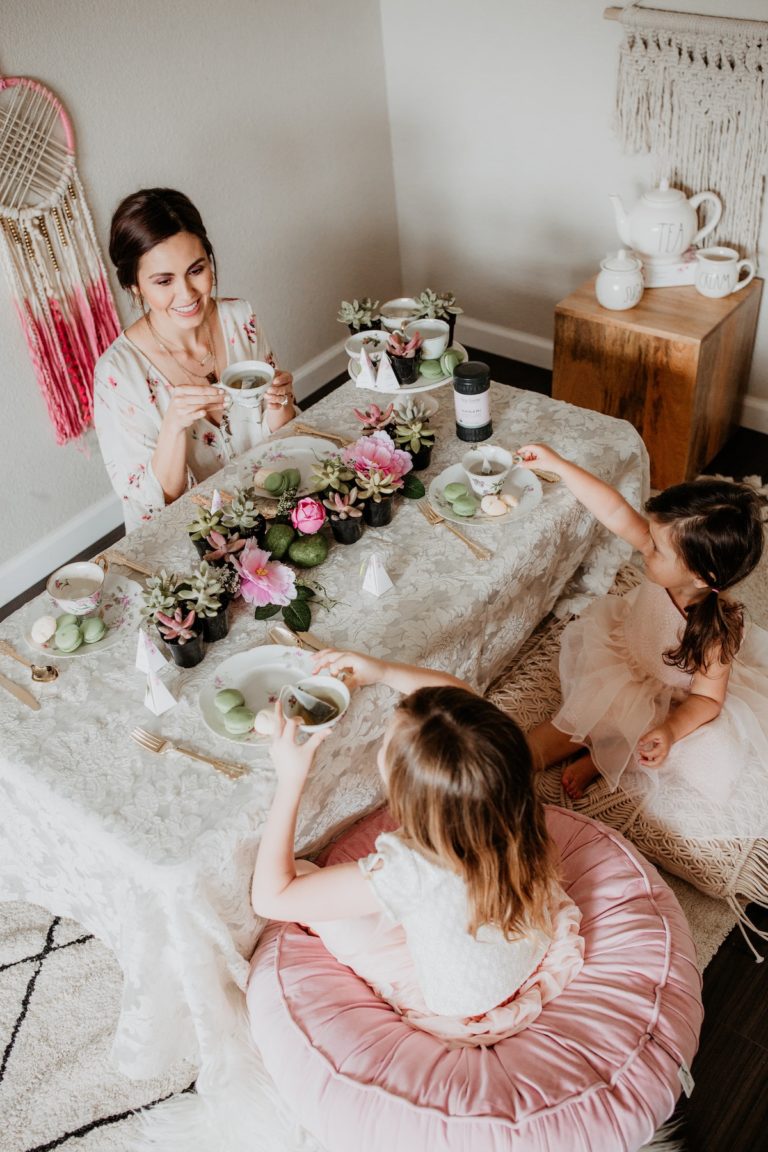 How To Nurture Happy & Healthy Kids