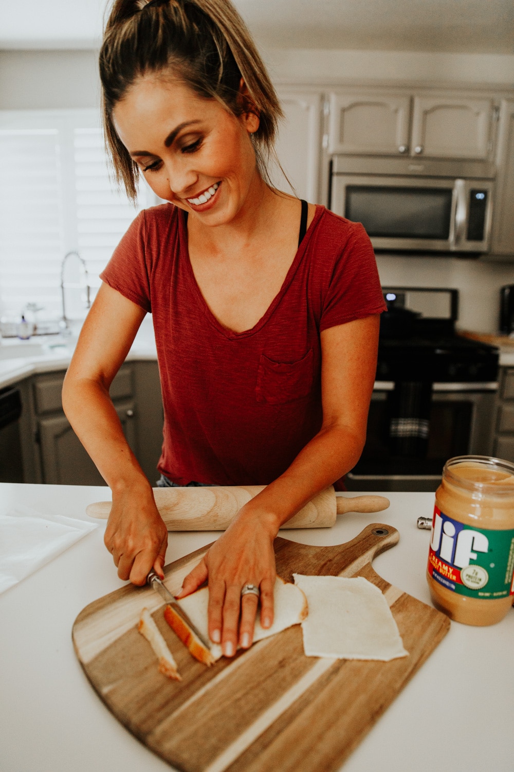 Peanut Butter & Jelly Roll-Ups - School Lunch Ideas