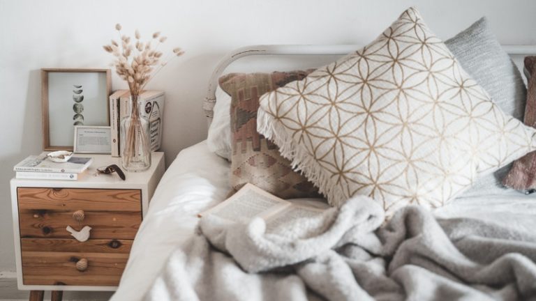 Boho bedding. Vintage Pillows