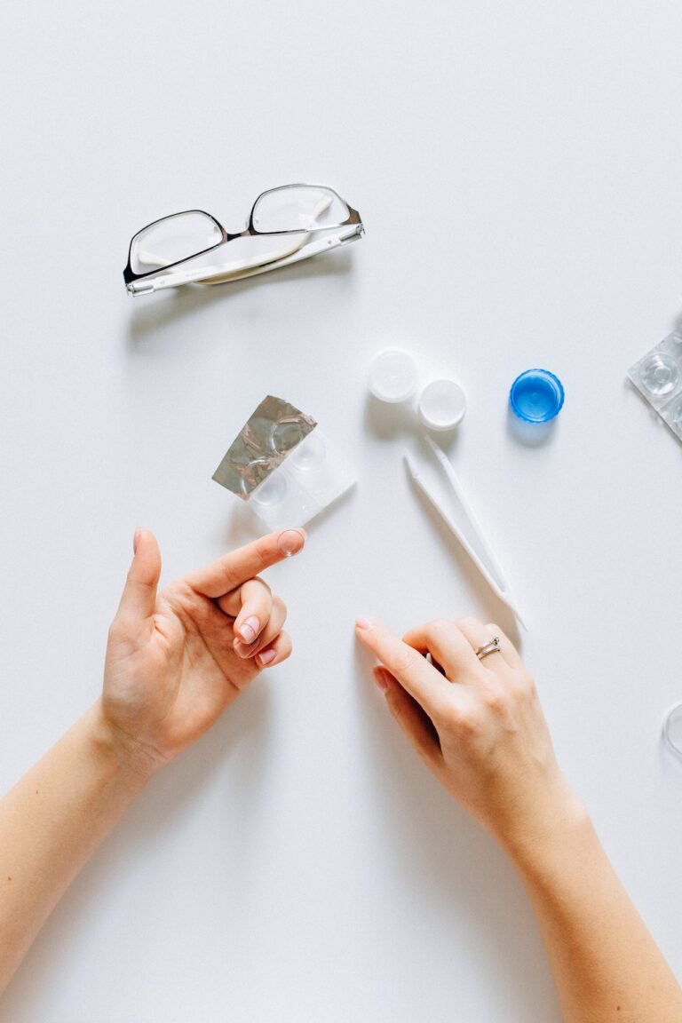 Hydration Tips for Contact Lens Wearers