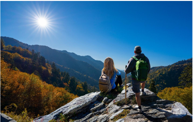 A Guide for Couples to Enjoy a Relaxing Vacation in the Smokies