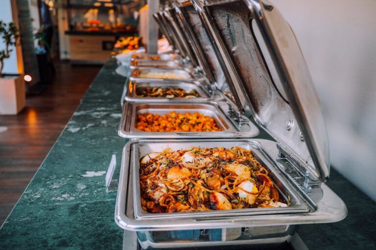 Event Catering: How To Choose the Perfect Menu