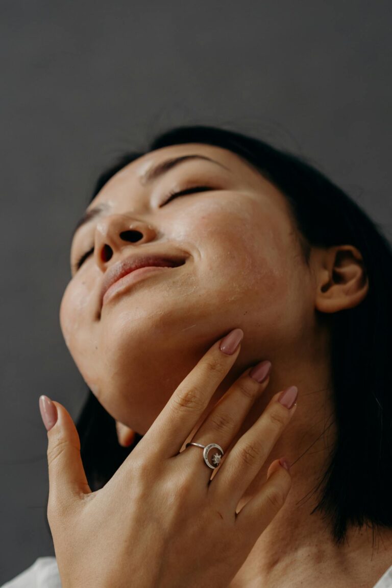 The Ultimate Guide to Choosing the Right Exfoliating Cleanser
