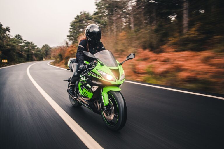 5 Safety Tips Every Motorcycle Lover Must Know