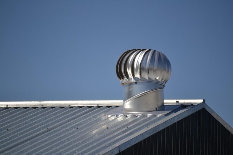 Roof, Metal roof, Tin roof image