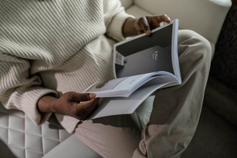 How to Craft Professional Booklets for Small Businesses