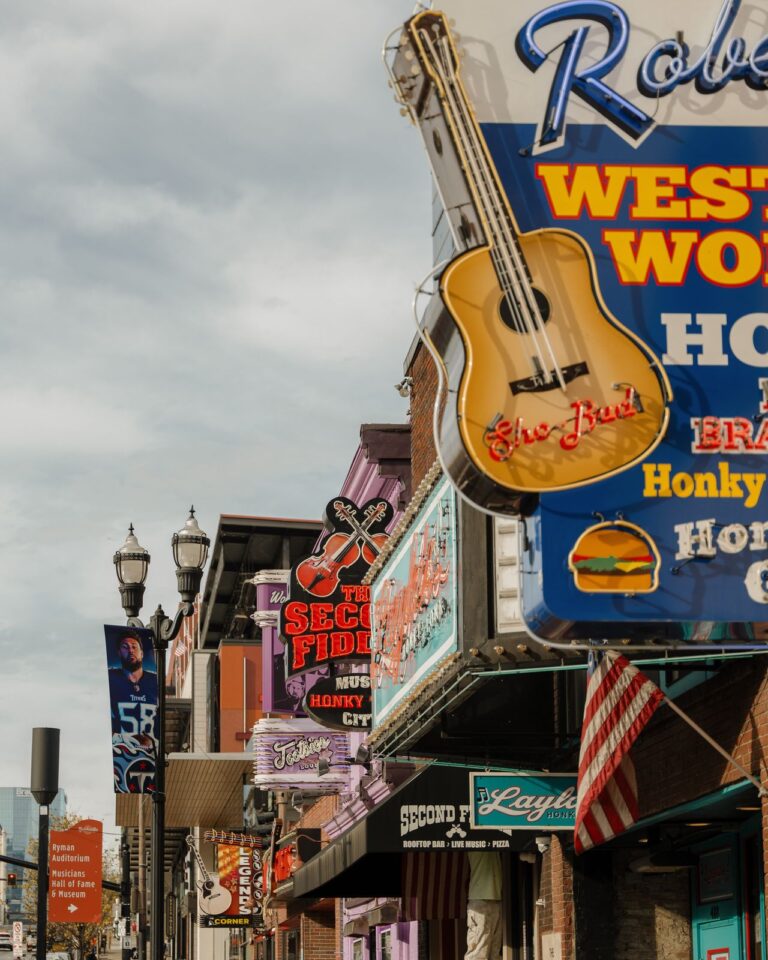 How to Make Friends in Nashville: A Practical Guide to Building Your Social Circle